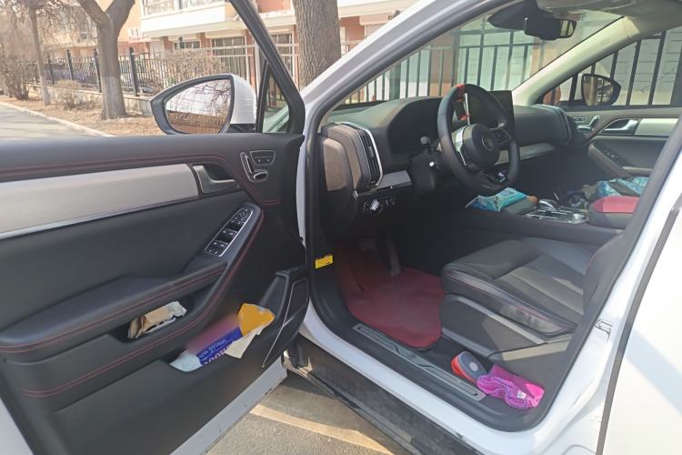 Used BYD Tang New Energy 2018 DM 2.0T All-Wheel Drive Smart Connectivity Luxury Model 7 Seats China V Emission Standard