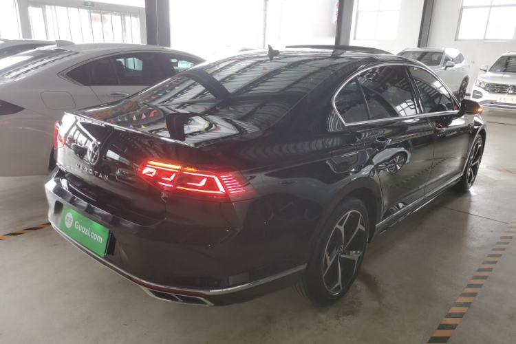 Used Volkswagen Magotan 2023 2 Million Units Commemorative Edition 330TSI DSG Luxury Version