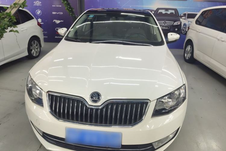 Used Skoda Octavia 2015 1.6L Automatic Yijun Edition
