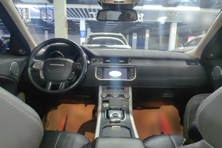 Used Land Rover Range Rover Evoque 2016 2.0T SE Smart Glow Edition
