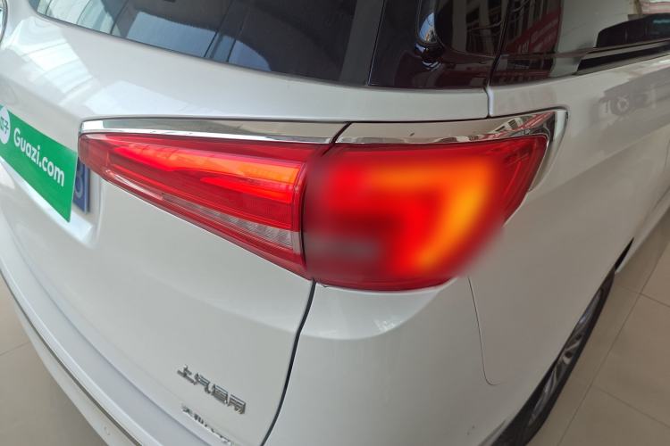 Used Buick GL8 2018 ES 28T Flagship Model China VI Standard