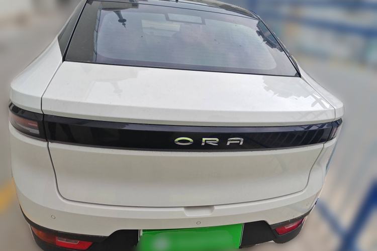 Used ORA iQ 2018 High-Range Version Smart Connectivity Model
