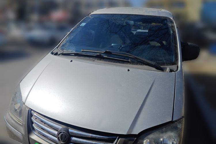 Used FORTHING Lingzhi 2013 M3 1.6L 7-Seater Comfort Model
