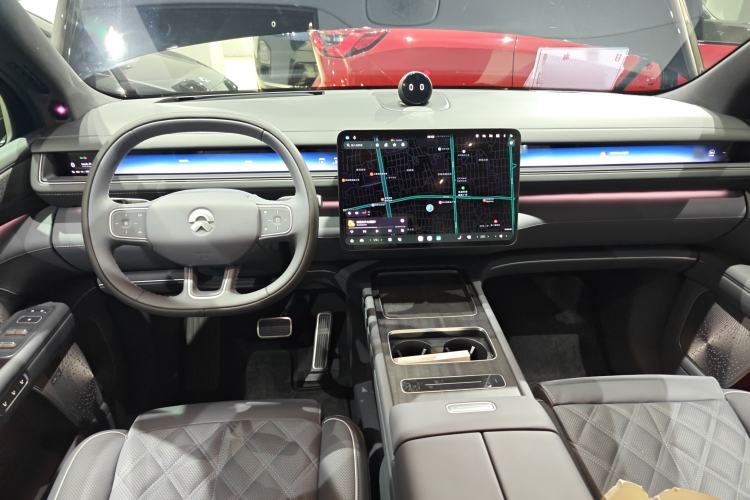 Used Nio ES8 2026 Model 6-seat Executive Luxury Edition Center Console