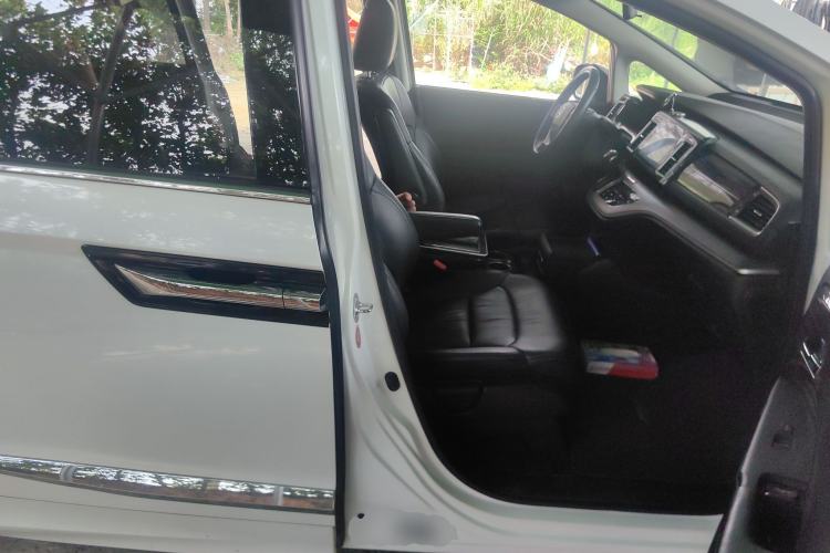 Used Honda Elysion 2016 2.4L Style Edition