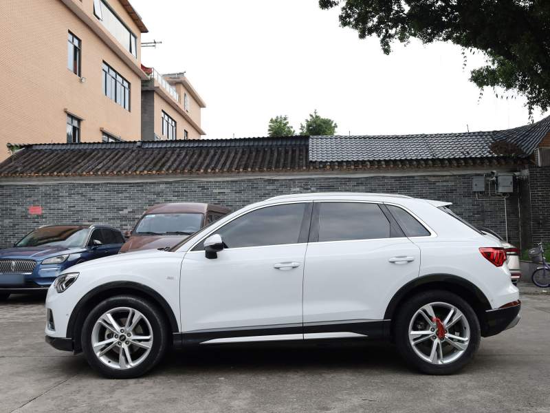 Used Audi Q3 2022 35 TFSI Fashionable and Elegant Model — 30