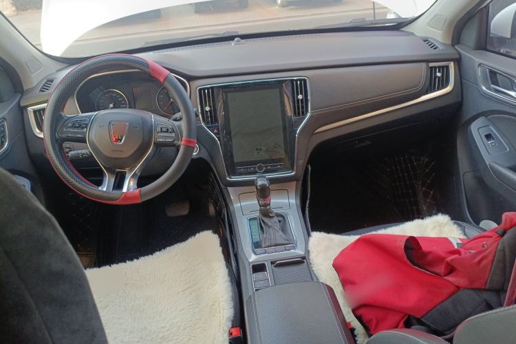 Used Roewe RX5 2019 20T Two-Wheel Drive Automatic 4G Connected Platinum Edition