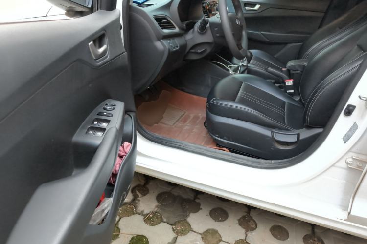 Used Hyundai Verna (new generation) 2016 1.4L Manual Cool Edition GLS