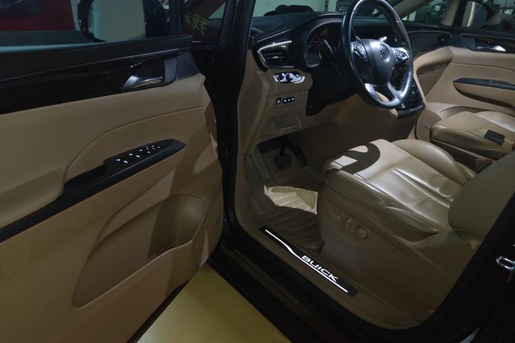 Used Buick GL8 2017 ES 28T Flagship Model China V Standard