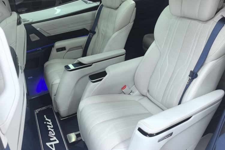 Used Buick Century 2023 2.0T Six-Seater Yinshi Edition