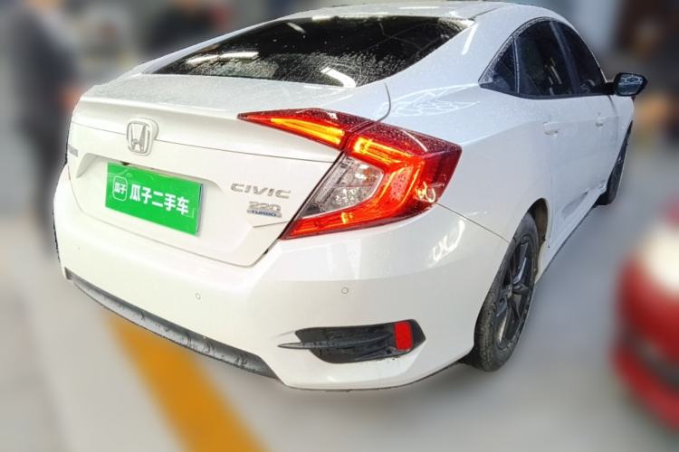Used Honda Civic 2019 220TURBO CVT Dynamic Edition China VI Rear Right 45 Deg