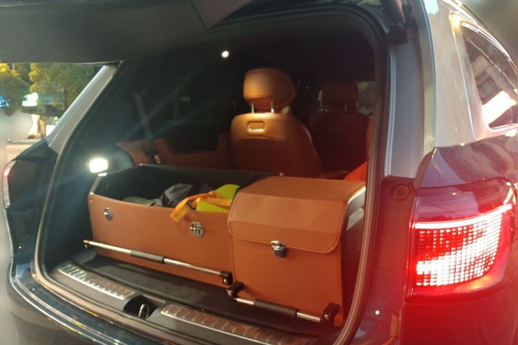 Used Hima AITO M9 2024 All-Electric Max Version 100 kWh 6-Seater
