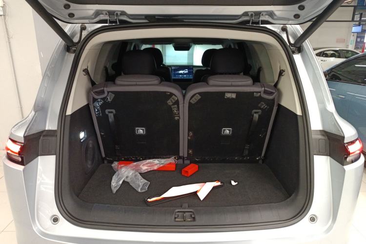 Used Leapmotor C16 2024 All-Electric 580 Luxury Edition Trunk