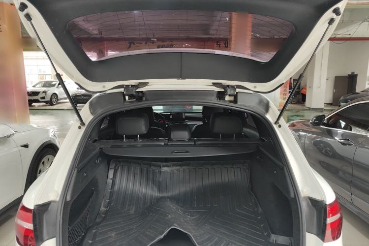 Used Mercedes-Benz GLC 2019 GLC 260 4MATIC Luxury Model Trunk