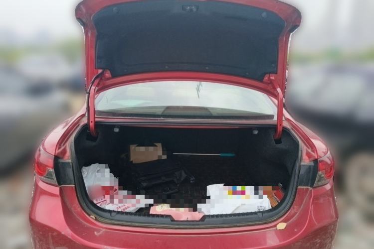 Used Mazda Atenza 2015 2.0L Blue Sky Luxury Edition Trunk