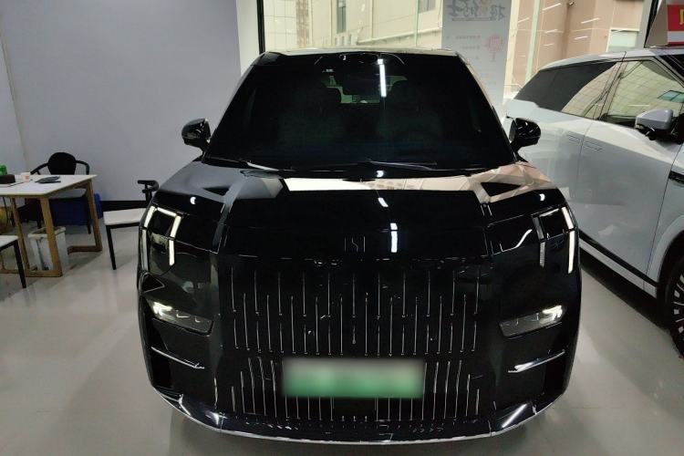 Used Zeekr 009 2024 Six-Seat Executive Version 4WD 108 kWh