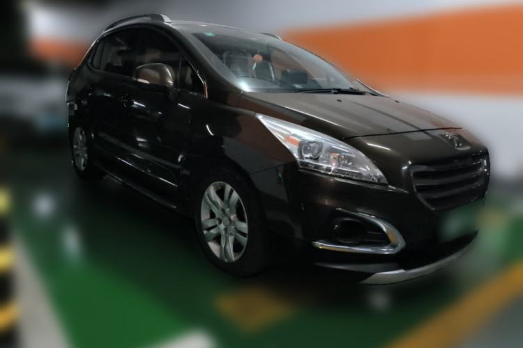 Used Peugeot 3008 2013 2.0L Automatic Trend Edition Front Right 45 Deg