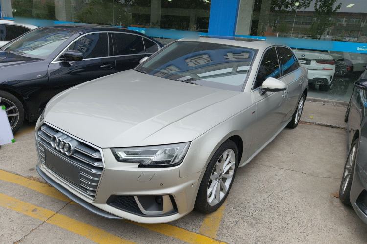 Used Audi A4L 2019 40 TFSI Fashion Version China V