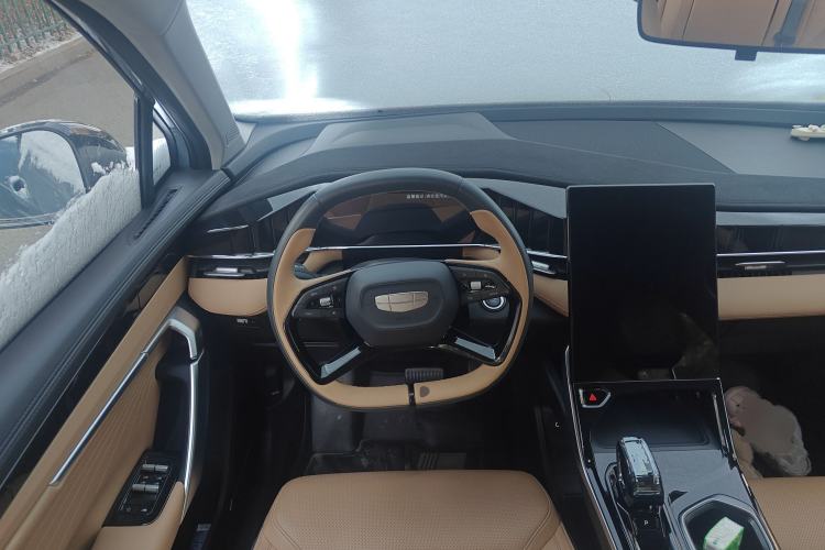 Used Geely Auto FX11 2023 1.5TD DCT Prestige Edition