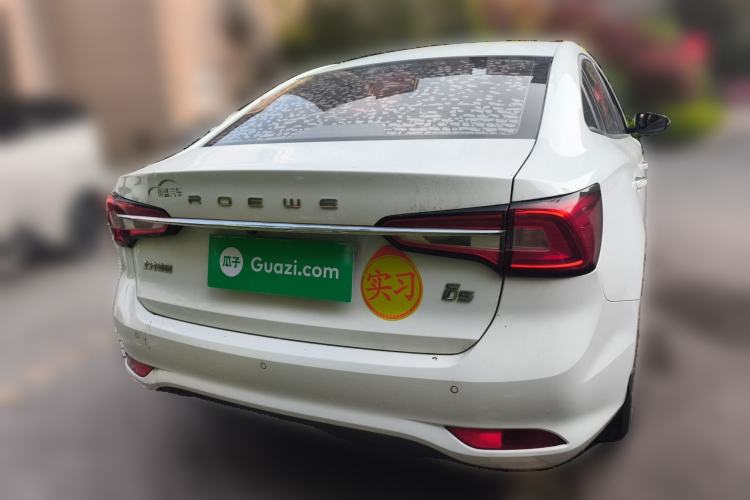 Used Roewe i5 2019 1.5L Manual 4G Connect Luxury Edition
