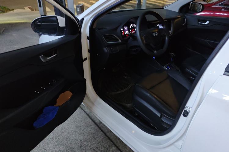 Used Hyundai Verna RV 2017 1.4L Automatic Cool Edition GLS China V Emission Standard Driver Seat