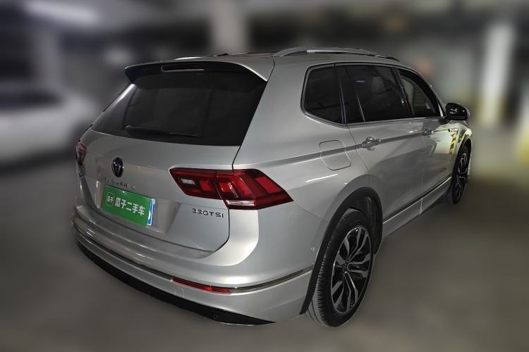 Used Volkswagen Tiguan L 2021 330TSI Automatic Two-Wheel Drive R-Line Enhanced Edition Rear Right 45 Deg