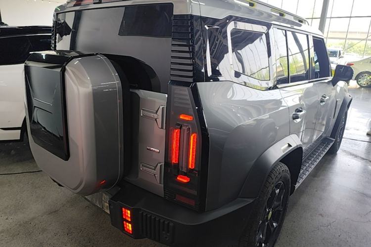 Used JETOUR Traveler 2023 2.0T All-Wheel Drive CrossPRO+ Rear Right 45 Deg