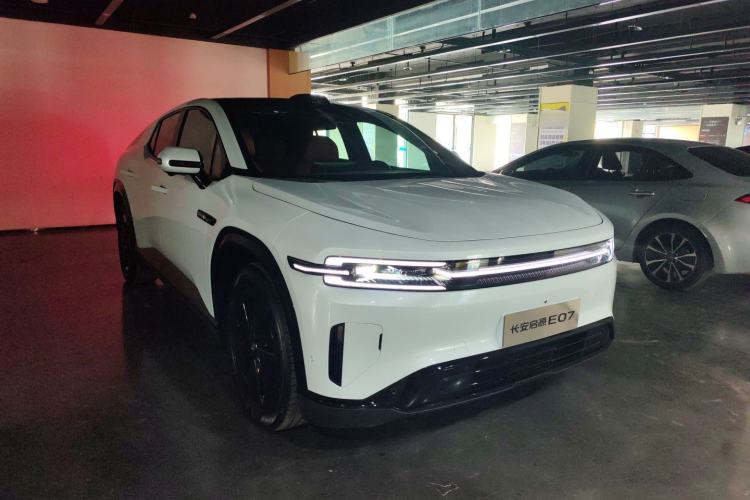 Used CHANGAN NEVO E07 2025 Extended-Range Two-Wheel Drive 39 kWh Max Intelligent Driving Version
