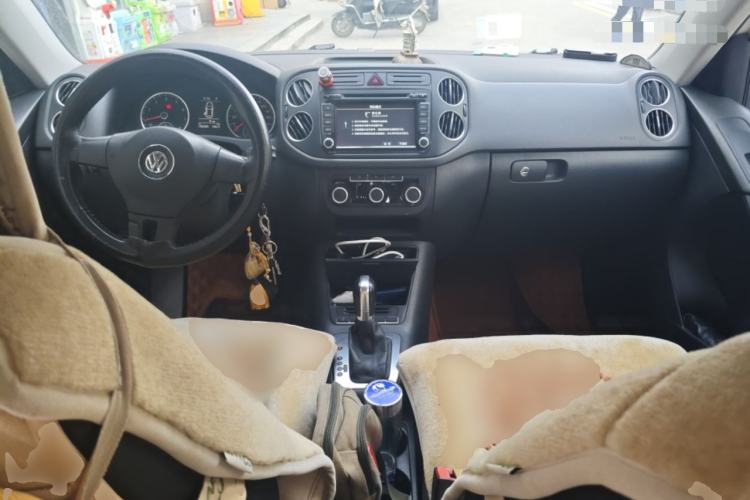 Used Volkswagen Tiguan 2012 1.8TSI Automatic Two-Wheel Drive Urban Edition Center Console