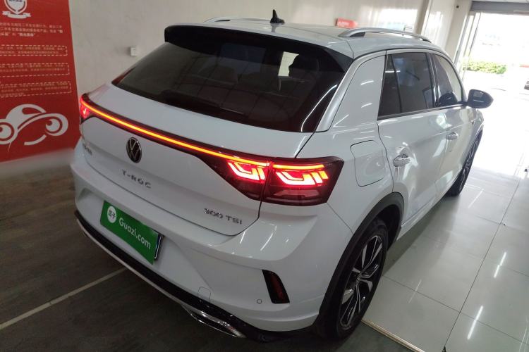 Used Volkswagen T-ROC 2024 300TSI DSG Two-Wheel-Drive Chen Guang Edition Rear Right 45 Deg