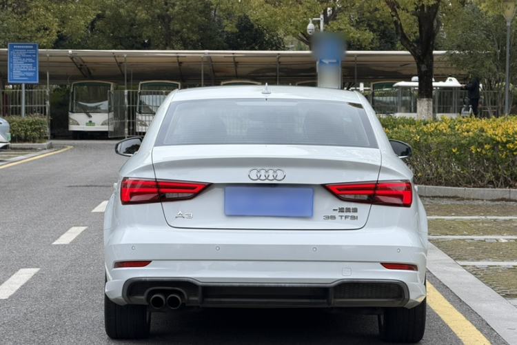 Used Audi A3 2018 30th Anniversary Edition Limousine 35 TFSI Fashion Model
