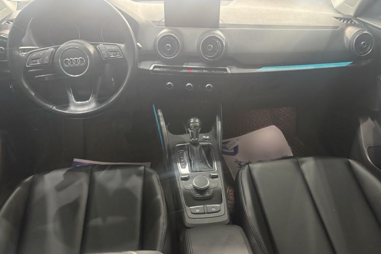 Used Audi Q2L 2018 35 TFSI Launch Exclusive Edition China VI Interior 1