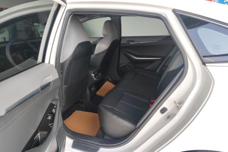 Used Changan Ruicheng PLUS 2023 1.5T DCT Prestige Edition
