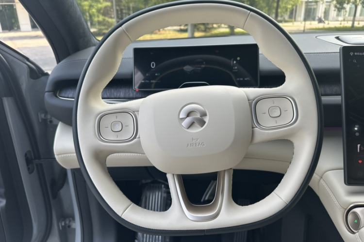 Used Nio ES6 2024 75 kWh
