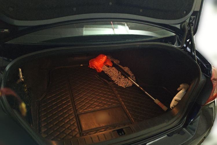 Used Infiniti Q70 2019 Q70L 2.0T Elite Plus Version Trunk