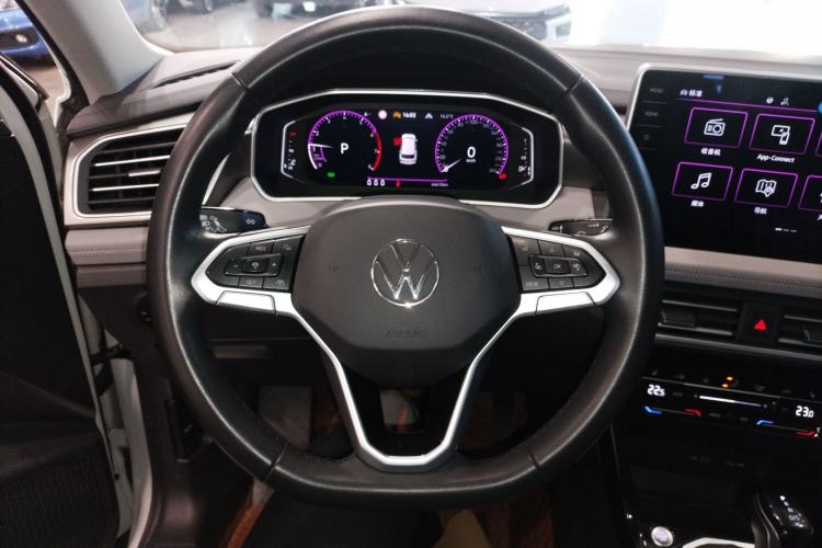 Used Volkswagen Tayron 2023 330TSI Two-Wheel-Drive R-Line High-Energy Version
