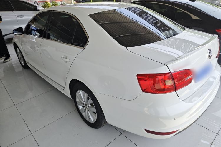 Used Volkswagen Sagitar 2014 Revised Version 1.6L Automatic Comfort Edition