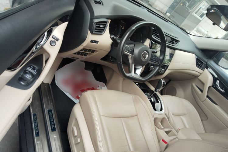 Used Nissan X-Trail 2019 2.0L CVT Smart Connect Comfort Edition 2WD Driver Seat