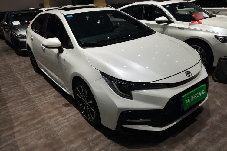 Used Toyota Levin 2021 185T CVT Sport Edition Front Right 45 Deg