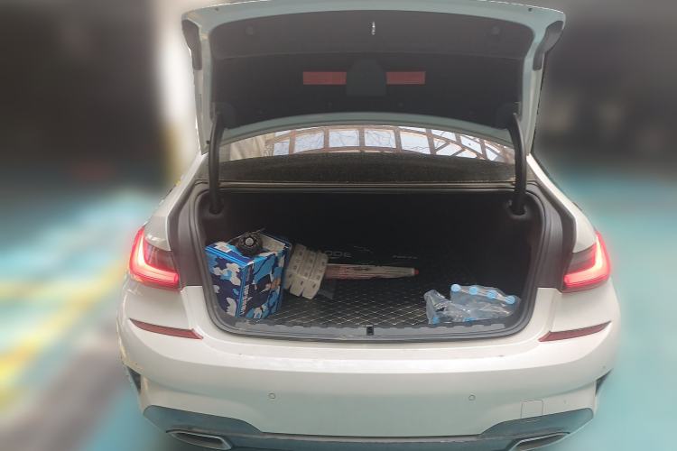 Used BMW 3 Series 2021 Second Facelift 320Li M Sport Package Trunk