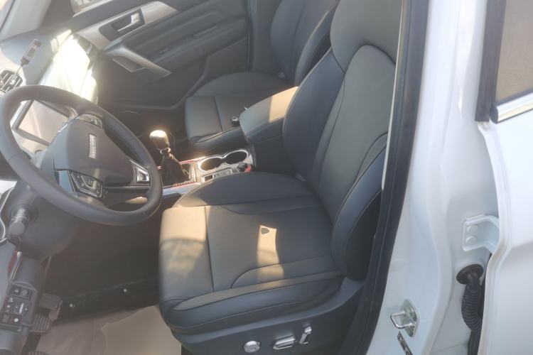 Used Haval H2 2017 Blue Label 1.5T Manual Two-Wheel Drive Luxury Model