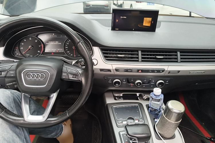 Used Audi Q7 2016 40 TFSI Comfort Model