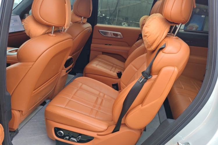 Used Deepal S09 2025 Four-Wheel Drive Ultra+ Custom Edition