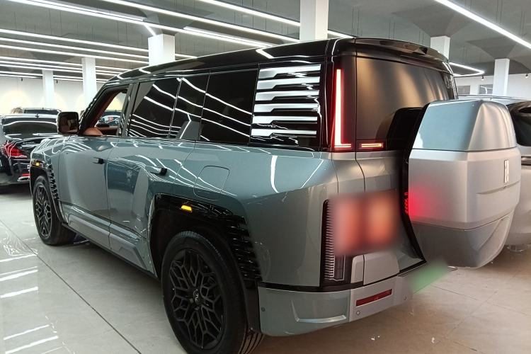 Used Yangwang U8 2023 Luxury Edition Rear Left 45 Deg