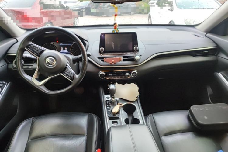 Used Nissan Teana 2019 2.0L XL Upper SmartDrive Version Center Console