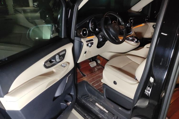 Used Mercedes-Benz V-Class 2018 V 260 L Prestige Extended Version China VI