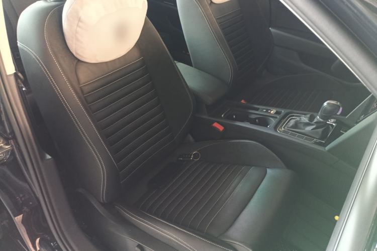 Used Volkswagen Magotan 2020 280TSI DSG Leading Edition
