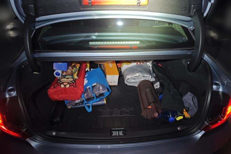 Used Volvo S90 2018 T4 Zhiyuan Edition Trunk