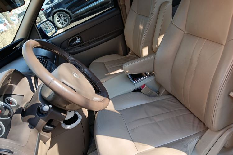 Used Buick GL8 2011 2.4L LT Executive Edition
