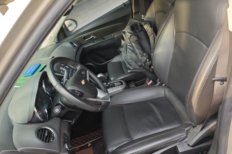 Used Chevrolet Cruze 2013 1.8L SX AT Left Front Seat